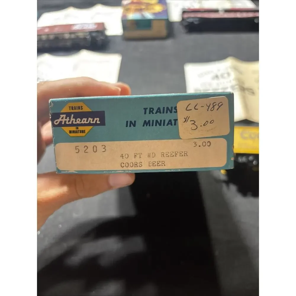 Vintage Athearn HO Scale Blue Box Lot 6 Train Freight Cars Coors Flatcar Reefers